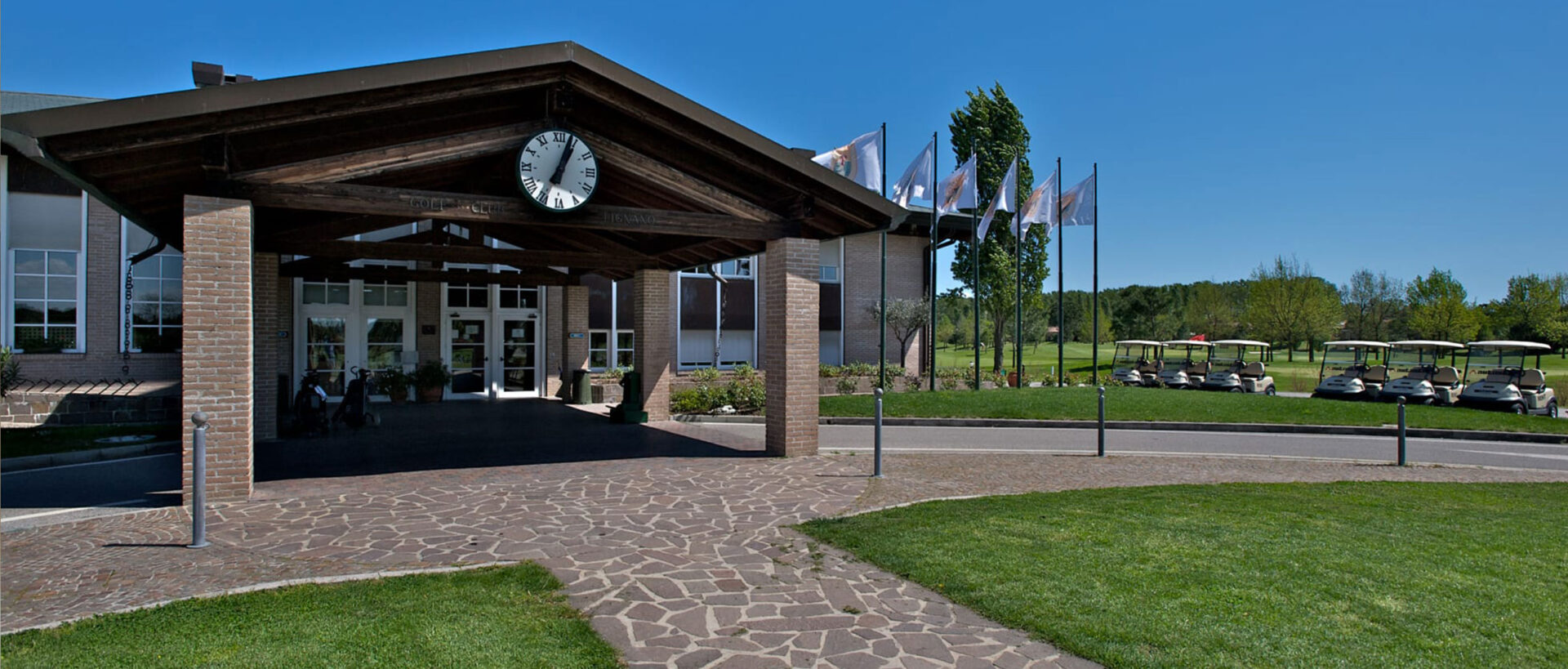 Golf_Club_1-1.jpg
